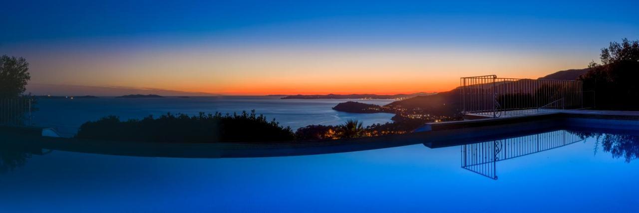 Vistazur Luxueux Appartement Avec Terrasse Et Piscine Le Le Rayol-Canadel-sur-Mer 외부 사진